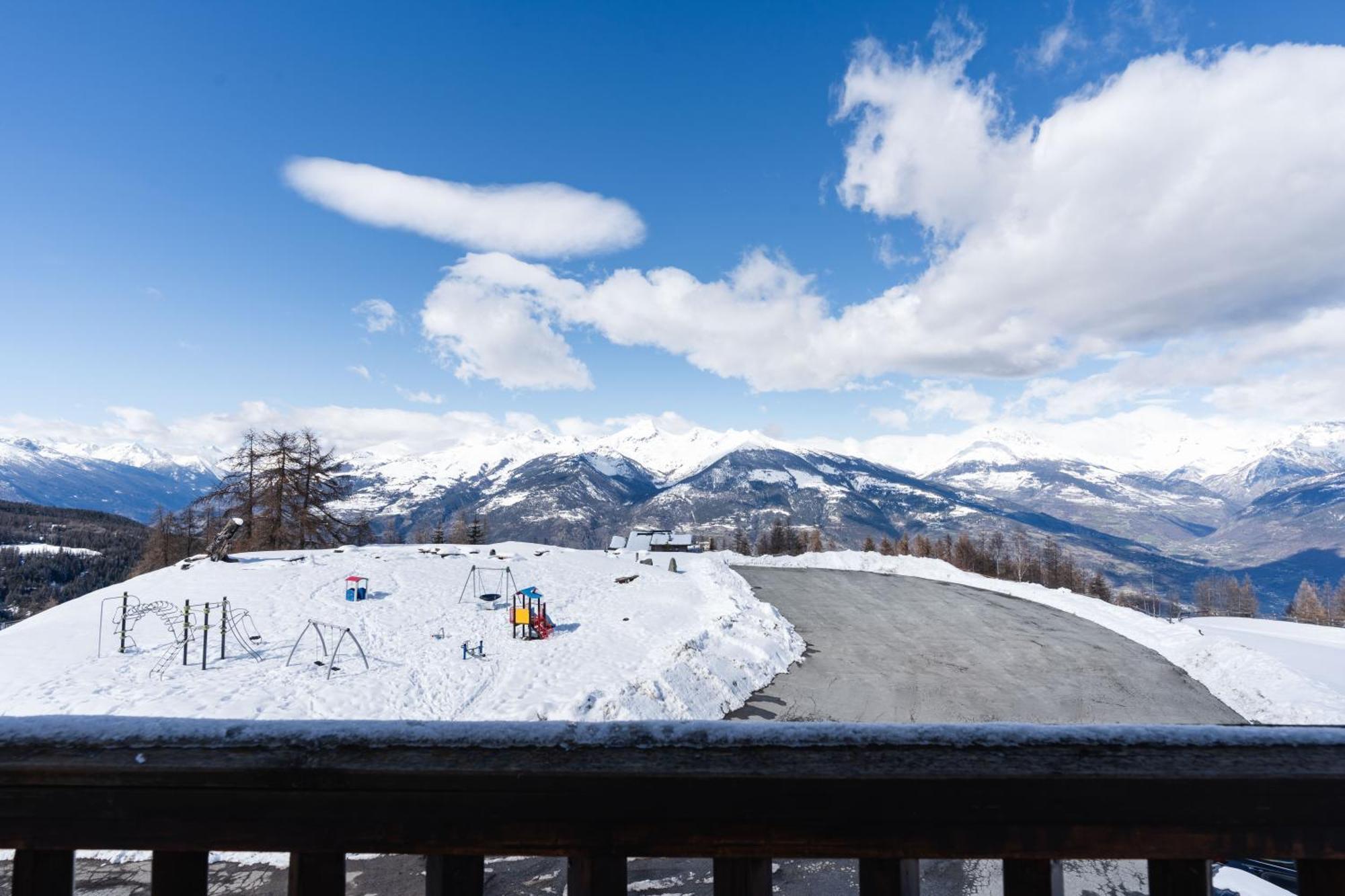 Chalet Des Alpes Gressan Exterior foto